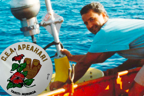 Mise en service de balises de surveillance dans le lagon de Mururoa (1988-1990).